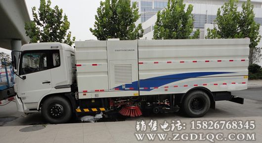 東風天錦洗掃車(國四) 東風天錦洗掃車(國四)